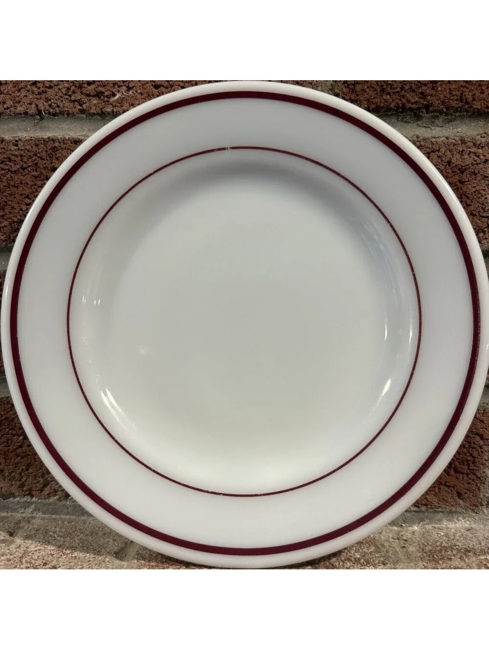 Pyrex White Glass Dinner Plates Red Banded Rim Round Glossy Finish Set of 3